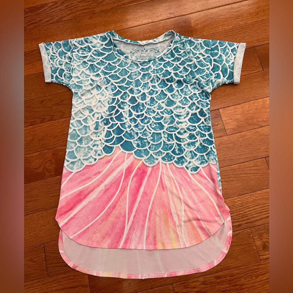 Mermaid swim cover up - Picture 1 of 3